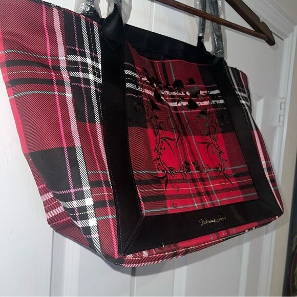 Victoria’s Secret plaid multi color red tote - Picture 4 of 10
